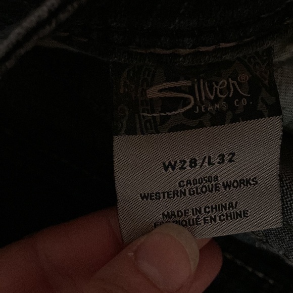 Silver - Picture 4 of 4